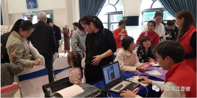 愛心定制抱枕，把幸福抱回家